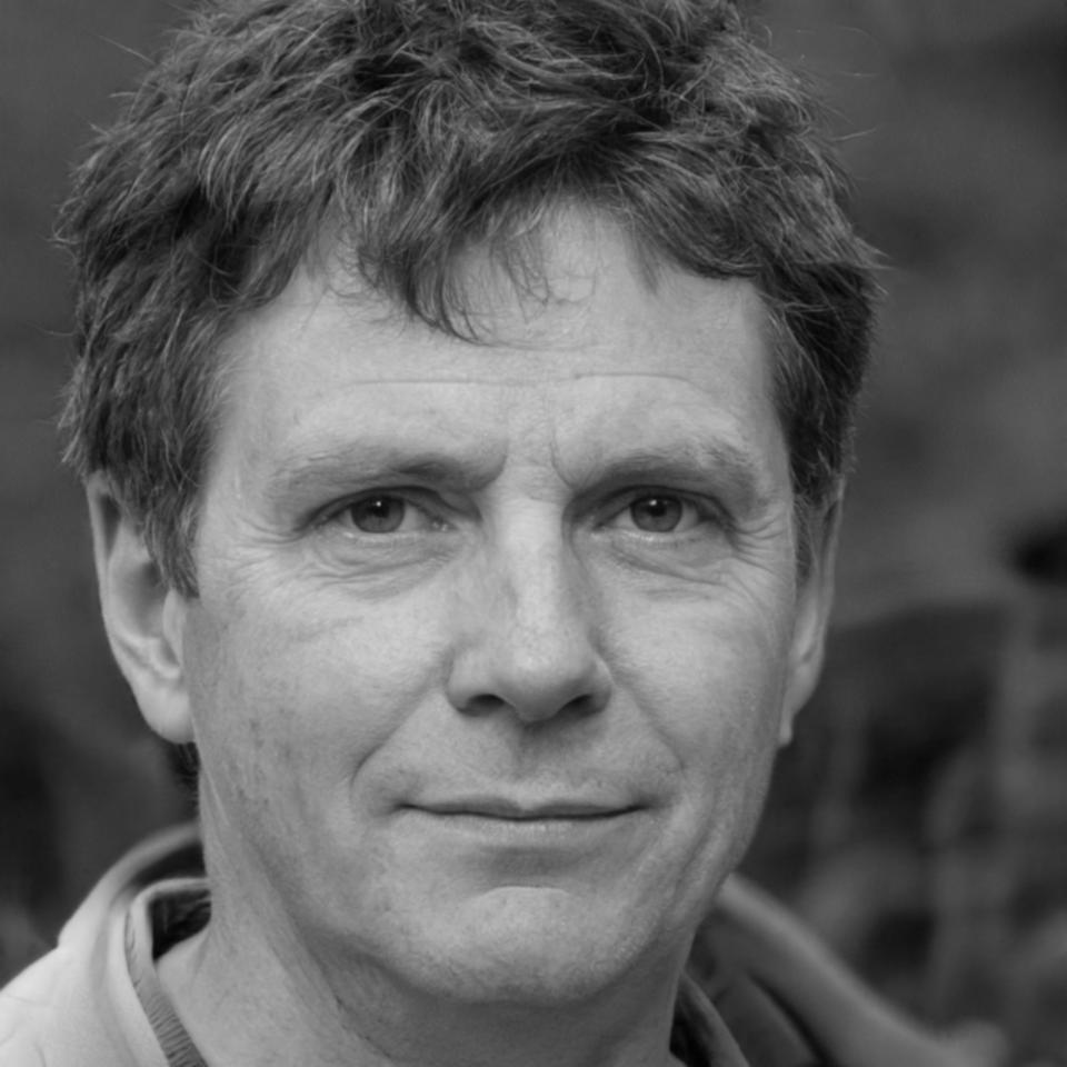 Portrait de Gabin Périlleux, analyste budgétaire chez halveriqos